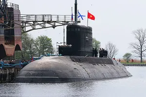 Hãng tin quốc tế ca ngợi sức mạnh tàu ngầm và quân đội Việt Nam