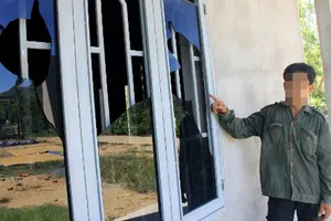 Nghe tin đồn phu trầm trúng tiền tỉ, giang hồ ùn ùn kéo đến xin tiền 'uống nước'