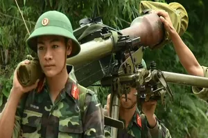 Chùm ảnh: Theo dấu chân các chiến sĩ hành quân diễn tập