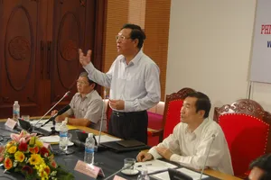 Bộ trưởng Phạm Vũ Luận: 'Đổi mới thi không bất ngờ, GV-HS đón nhận thuận lợi!'