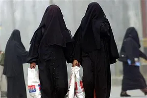 Bí mật dưới tấm khăn trùm đầu của phụ nữ Hồi giáo