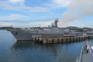 Hai tàu hộ vệ tên lửa của Hải quân VN thăm 3 nước Đông Nam Á