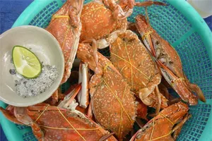 3 người tử vong sau khi ăn ốc, ghẹ luộc