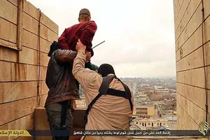 IS 'sáng tạo' các kiểu hành quyết man rợ khiến phương Tây khiếp sợ