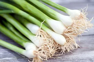 Những điều cần tránh khi ăn hành