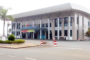 Đóng cửa sân bay Pleiku, Vietnam Airlines hoàn vé, đổi vé cho hành khách