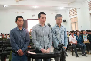 Đang xử phúc thẩm vụ công an xã đánh chết học sinh lớp 9