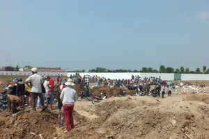 Kinh hãi phát hiện thi thể cháy đen co quắp tại vùng ven Sài Gòn