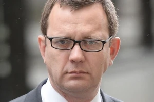 9 nhà báo chi tiền mua tin được xóa tội 'đưa hối lộ'