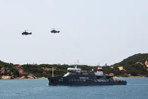 Tự hào sức mạnh Hải quân Việt Nam 