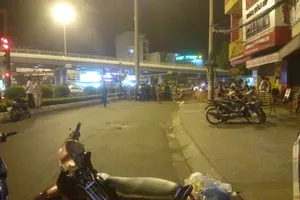 Vung dao chém chết hai người ngay tại ngã tư Hàng Xanh