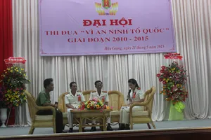 Nhiều tấm gương liêm khiết, tận tụy phục vụ nhân dân 