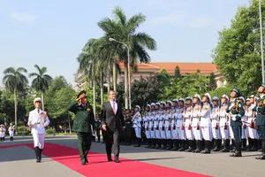 Việt - Mỹ ký 'Tuyên bố tầm nhìn chung về quan hệ quốc phòng'