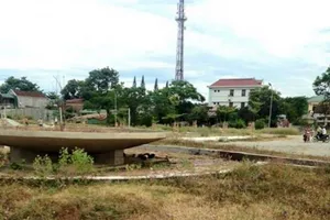 Công an không khởi tố vụ hai vợ chồng dùng mìn tự sát