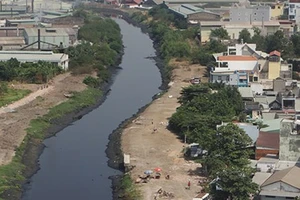 Dự án Kênh Tham Lương...: Sau tháng 9-2015 sẽ cưỡng chế