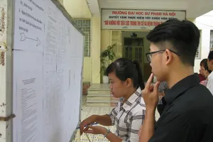 Ba trường đầu tiên công bố dữ liệu đăng ký xét tuyển
