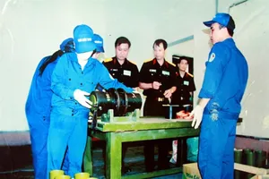 Đạn đại bác phục vụ lễ Quốc khánh được sản xuất thế nào