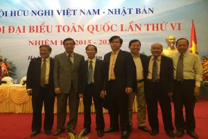 Nhân sự mới