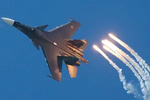 Tiêm kích Su-30SM Nga đọ sức F-16 Mỹ ở Syria