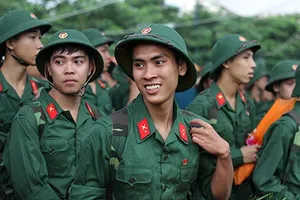 Bộ trưởng Phùng Quang Thanh: Quân đội đã giảm hơn 1 vạn quân số