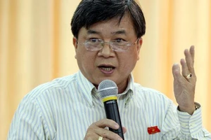 'Nếu chỉ vì ô tô gây bụi mà đánh luật sư thì quá nguy hiểm'