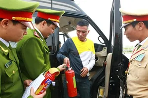 Trang thiết bị chữa cháy với từng loại xe để khỏi bị công an ‘thổi’