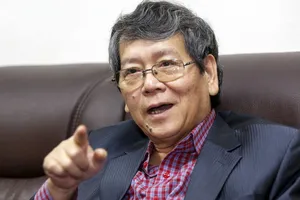 'Đồng chí nào xin rút thì nên để cho rút'