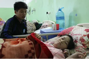 'Bác sĩ cho em về đón Tết với con gái, em nhớ mà ruột em thắt lại'