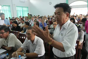 Bí thư Thăng: 'Các đồng chí nói vì dân vì nước là vì chỗ nào?'