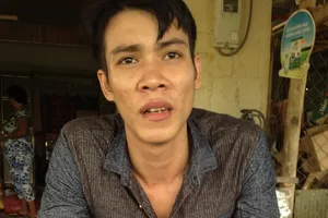 Vụ 'nhậu xong đi tè bị quy tội cướp': Bị cáo thứ ba được tại ngoại