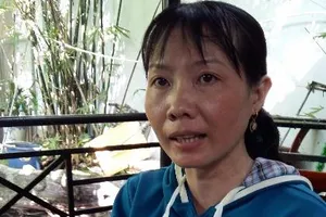 Chị công nhân lượm được 5 lượng vàng thắng kiện nhà máy rác