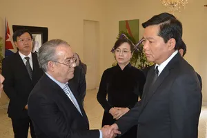 Việt Nam để quốc tang lãnh tụ Cuba Fidel Castro 1 ngày