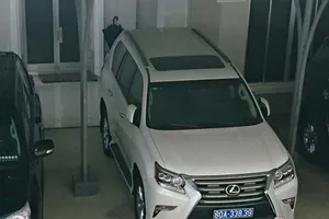 Nóng: Cà Mau đã trả lại 2 xe lexus công ty Công Lý tặng