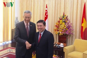 Thủ tướng Singapore Lý Hiển Long thăm TP.HCM
