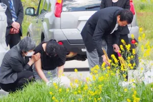 Mẹ bé Nhật Linh: Cứ nhắm mắt là nghe tiếng con kêu cứu