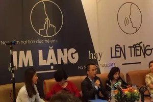 Đăng ảnh nghi can ấu dâm: Cân nhắc trước khi bấm click!