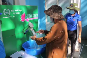 Thêm cây ATM gạo hỗ trợ người dân ở Ninh Thuận