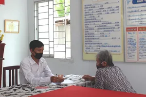 Cần Thơ: Nhiều người nghèo đã được nhận tiền hỗ trợ COVID-19