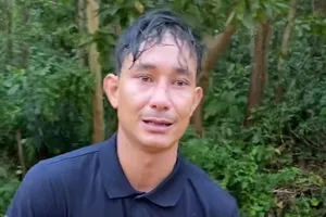 Người từ Trà Leng: 'Em không cần tiền, chỉ xin xe đi thôi'