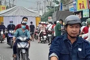 Có được dựng rạp cưới dưới lòng đường?