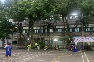 Vì sao ký túc xá cấm sinh viên nằm nệm? 