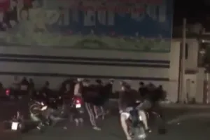 Bình Dương: Hàng chục thanh niên đánh nhau do mâu thuẫn từ việc nẹt pô xe