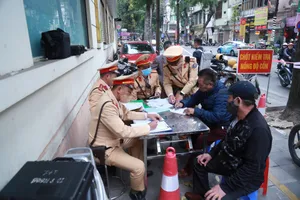 Cho bạn mượn xe nhưng bị giữ phương tiện do vi phạm nồng độ cồn, ai đến nhận xe?