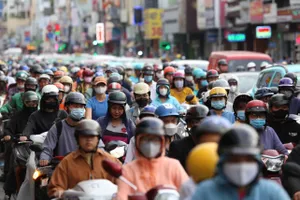 Giấy phép lái xe bị trừ hết điểm nhưng vẫn chạy xe bị phạt thế nào?