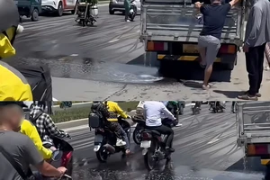 Từ sự cố tràn dầu ra đường ở Hà Nội: Trách nhiệm pháp lý và biện pháp ứng phó khẩn cấp