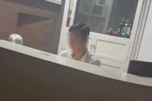 Vụ cô gái đã thanh toán 100% tiền phòng nhưng khách sạn từ chối vì check-in trễ: Ai đúng, ai sai?