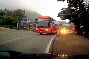Công ty Phương Trang thông tin về việc 3 xe khách vượt ẩu trên Quốc lộ 20