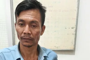 Trốn khỏi trại cai nghiện rồi vào tiệm tạp hóa ăn trộm