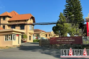 Tỉnh uỷ Lâm Đồng họp xem xét kỷ luật đảng viên