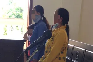 Án vui: 2 bà kiện nhau vì 1 con gà